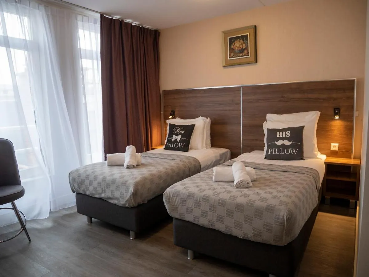 ***  Hotel Hague Center Haga Holandia