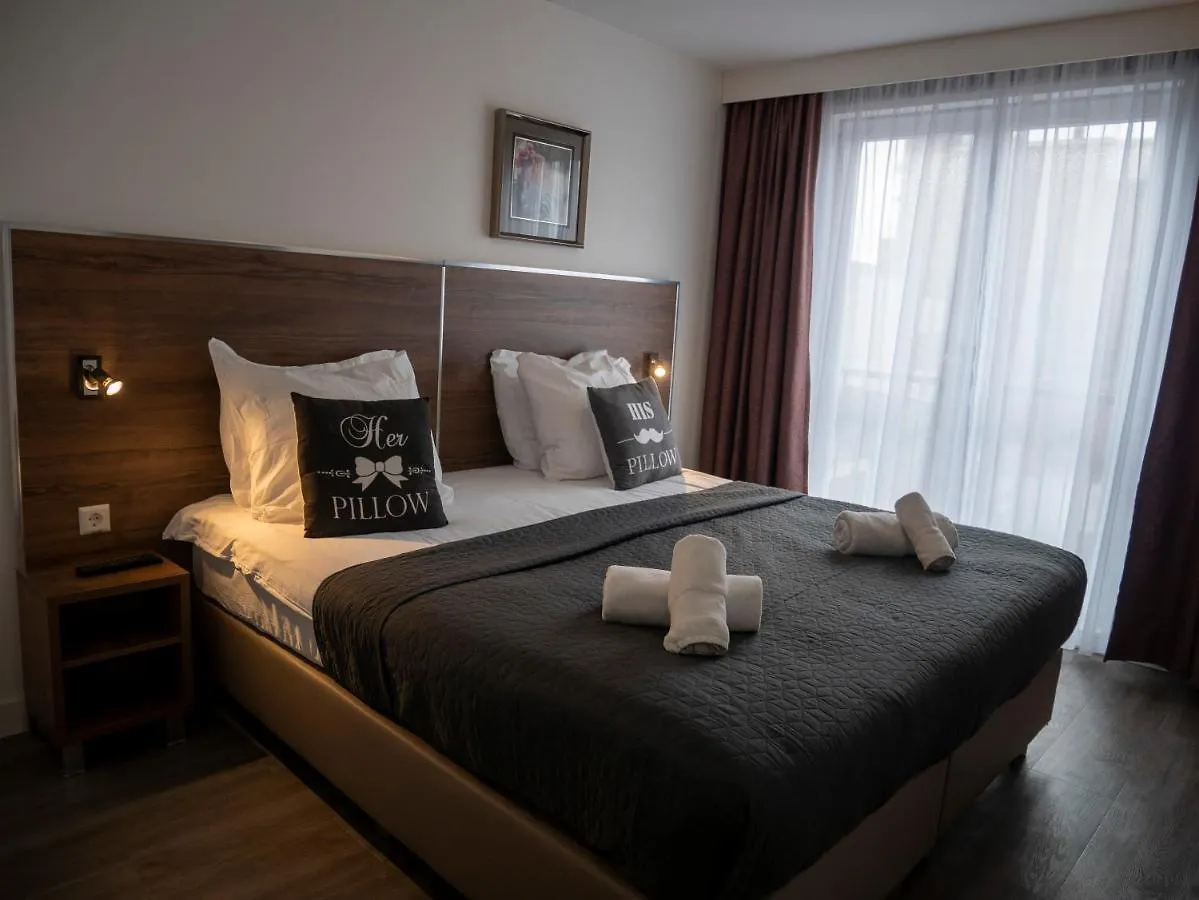 Hotel Hague Center Haga 3*,