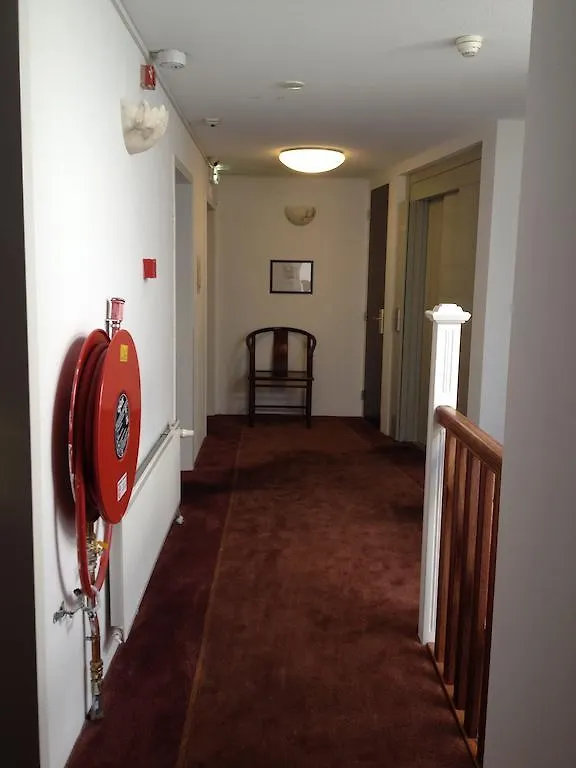 Hotel Hague Center Lahey